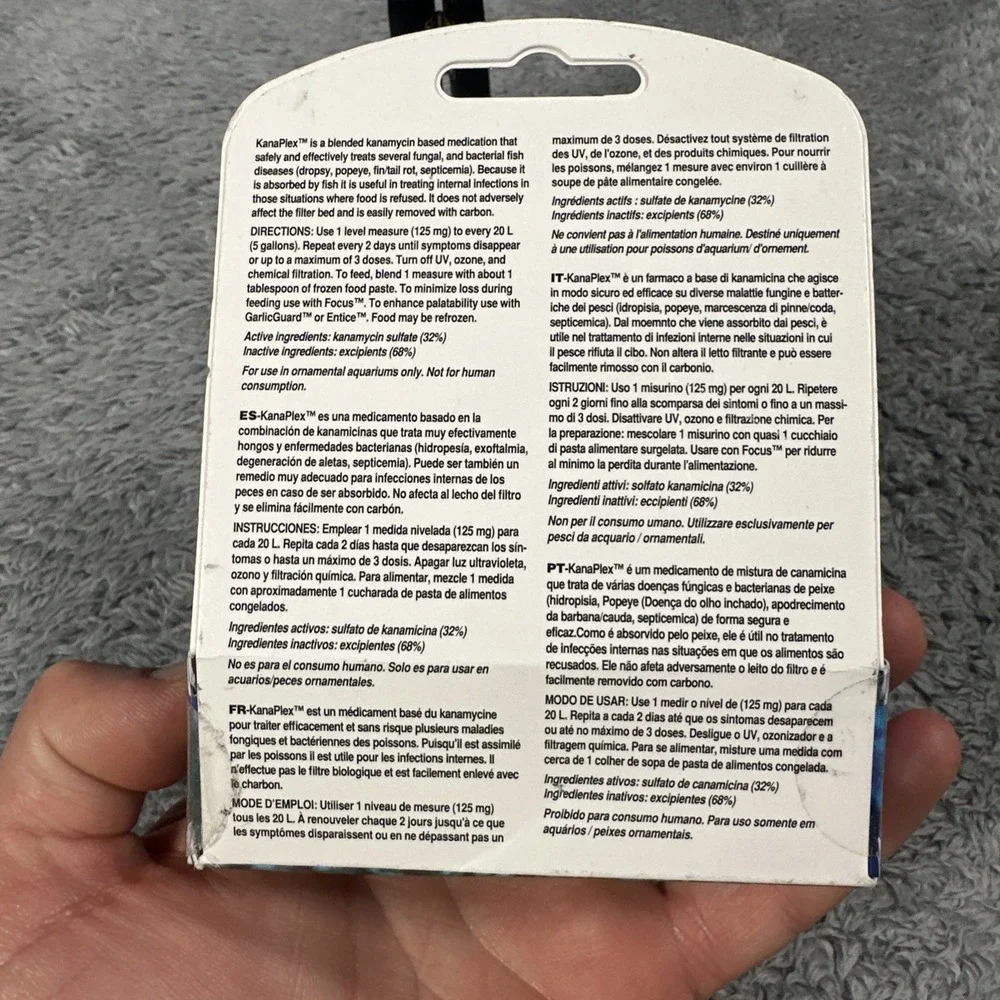 Seachem KanaPlex Treats Fungal and Bacterial Fish Diseases - 5 grams (0.18oz)